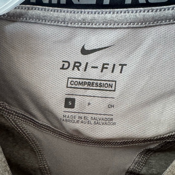 Nike Dri-FIT Compression Top in Gray - Picture 4 of 4